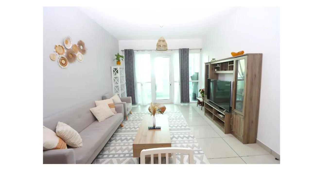 Vista Lavisha Vacation Home - Elegant 1Bdr Apartment With Stunning Sea View And Partial Canal View Dubai